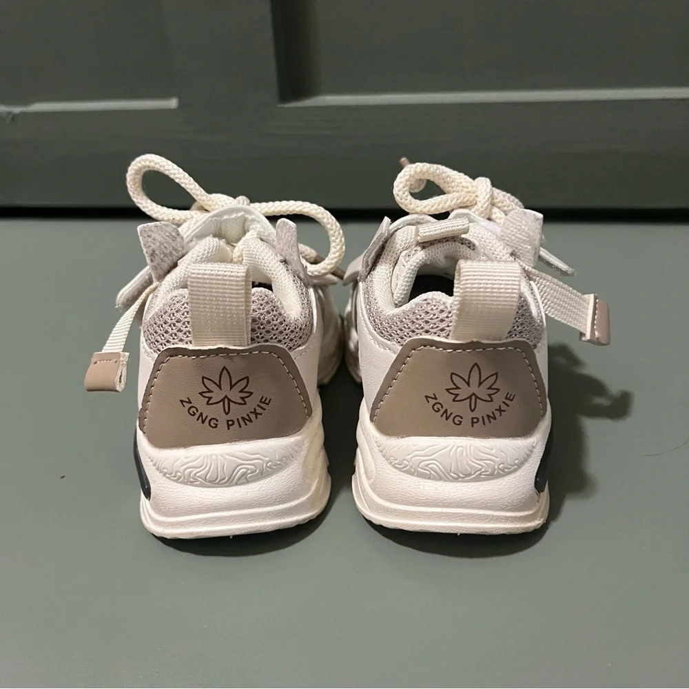 SHEIN Chunky Neutral Toddler Sneakers - Picture 4 of 6